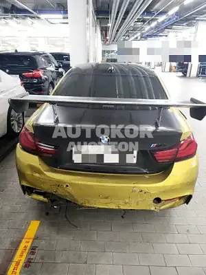 2020, BMW / M4, gas