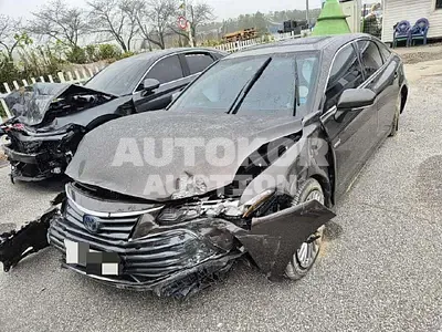 2019, Toyota / Avalon, 50000 км., hybrid, 2487 куб.см.