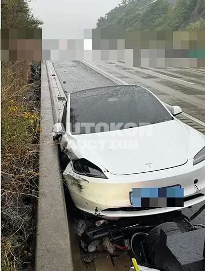 2024, Tesla / Model 3, electric