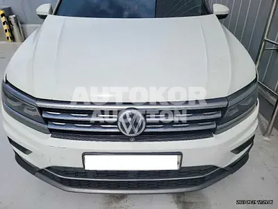 2018, Volkswagen / Tiguan, VIN: WVGZZZ5NZJW951403, diesel