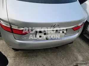 2021, Genesis / G90, 50000 км., gas