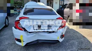 2018, Honda / Civic, VIN: 19XFC2670JE300240, gas