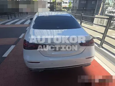 2021, Mercedes-Benz / e300, 68946 км., gas