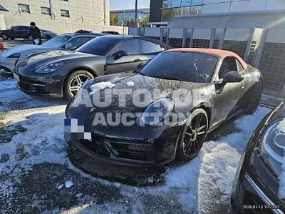 2023, Porsche / 911, 20114 км., gas