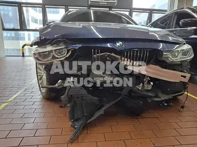 2018, BMW / 3 Series, 54680 км., gas