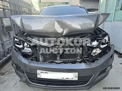 2015, Volkswagen / Tiguan, VIN: WVGZZZ5NZFW502389, 215395 км., diesel, 2000 куб.см.