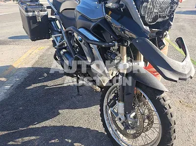 2015, BMW / 120, gas