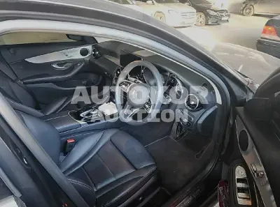 2020, Mercedes-Benz / C 200, VIN: W1KWF8AB9LR567532, 72519 км., gas