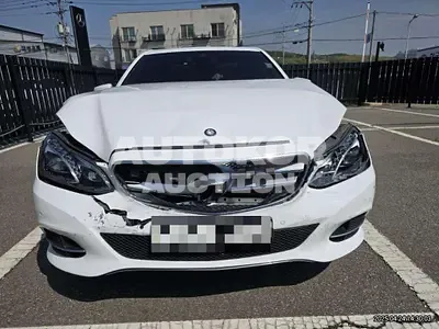 2015, Mercedes-Benz / E 220, 154619 км., diesel