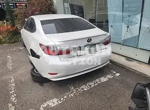 2016, Lexus / ES 300, 36369 км., hybrid