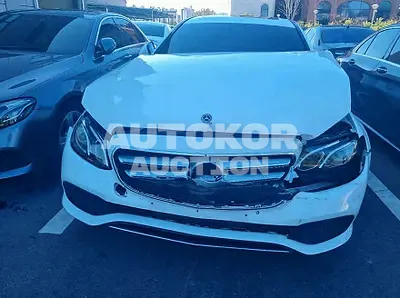 2019, Mercedes-Benz / E 300, VIN: WDDZF4JB6KA678929, 44883 км., gas