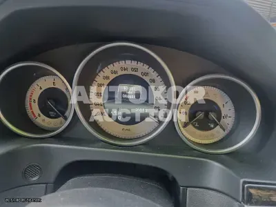 2016, Mercedes-Benz / E 250, VIN: WDDHF9HBXGB187747, 156690 км., diesel
