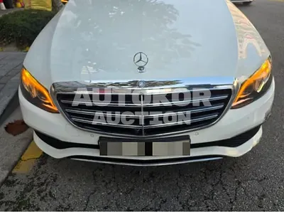 2016, Mercedes-Benz / E 300, 175732 км., gas