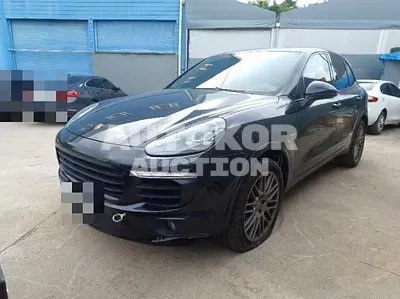 2017, Porsche / Cayenne, VIN: WP1AF2927HLA33282, 107230 км., diesel