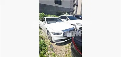 2019, Genesis / G90, 74922 км., gas, 3778 куб.см.