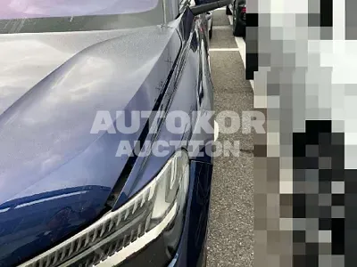 2022, Audi / e-tron, unknown