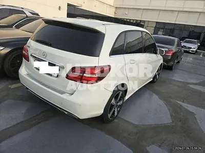 2018, Mercedes-Benz / b220, 98989 км., gas