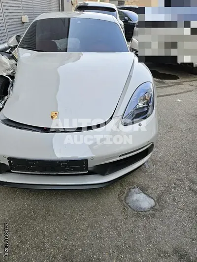 2021, Porsche / Cayman, 18350 км., gas