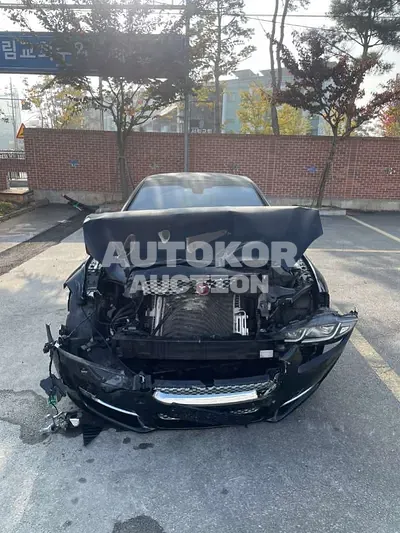 2017, Jaguar / XJ, VIN: SAJAA1295HNW13007, 58170 км., diesel