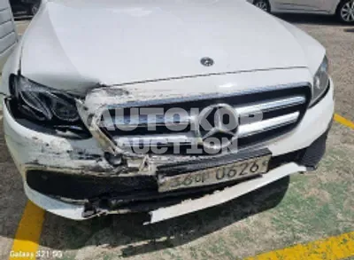 2019, Mercedes-Benz / E 300, VIN: WDDZF4KB7KA671695, 124594 км., gas