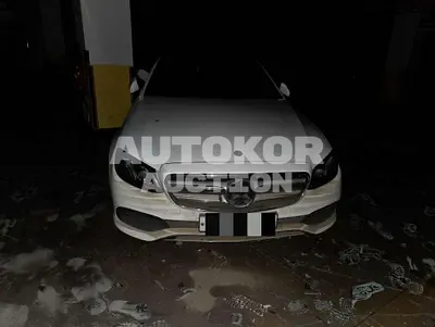 2016, Mercedes-Benz / E 300, 174042 км., gas, 1991 куб.см.