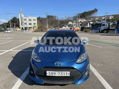 2018, Toyota / Prius C, VIN: JTDKDTB34J1613904, 110000 км., hybrid, 1500 куб.см.