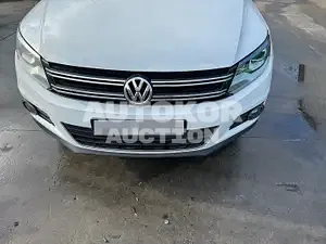 2016, Volkswagen / Tiguan, VIN: WVGZZZ5NZGW085052, 232123 км., diesel