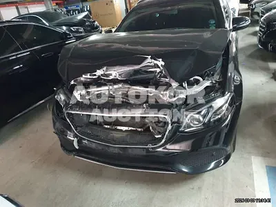 2020, Mercedes-Benz / e220, 163442 км., diesel