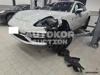 2023, Porsche / Panamera, VIN: WP0AJ2977PL110887, 56068 км., gas