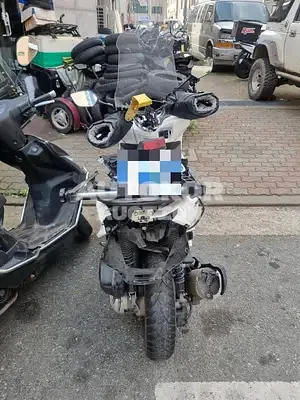 2023, BMW / 125, gas