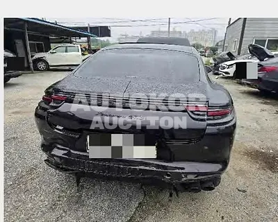 2019, Porsche / Panamera, 68577 км., gas, 3996 куб.см.