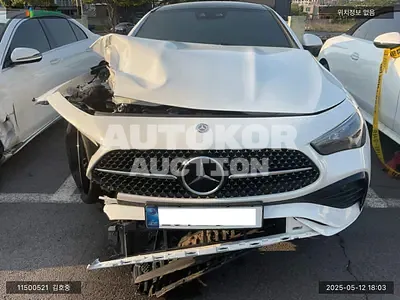2025, Mercedes-Benz / E 200, VIN: W1KMJ5AB9SF054141, hybrid