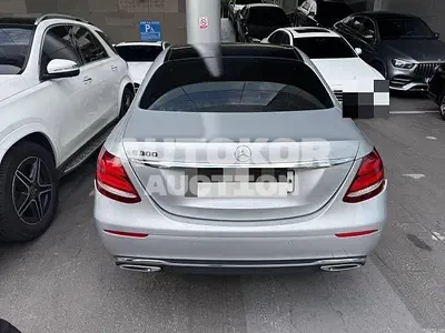2016, Mercedes-Benz / E 300, 127218 км., gas, 1991 куб.см.