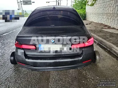 2023, BMW / 520i, gas