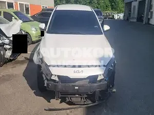 2021, BMW / Z1, VIN: KNAF241BENA924190, 61107 км., gas, 1598 куб.см.