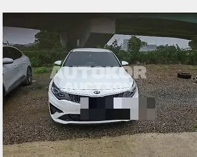 2018, BMW / B5, 45625 км., gas, 1999 куб.см.