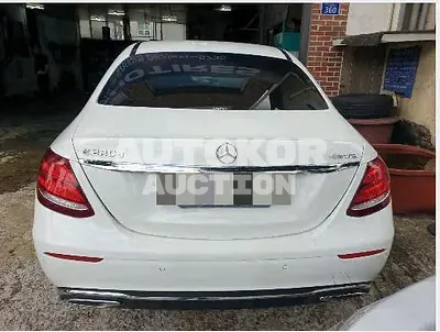 2019, Mercedes-Benz / E 220, 54463 км., diesel, 1950 куб.см.