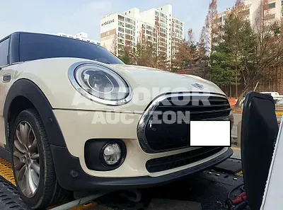 2018, MINI / Clubman, VIN: WMWLN5104J2G11116, gas