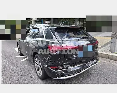 2020, Audi / e-tron, 40227 км., electric, 240 куб.см.