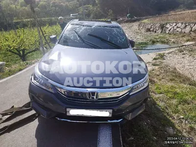 2017, Honda / Accord, VIN: 1HGCR2680HA514188, 38376 км., gas