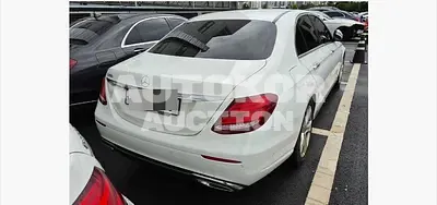 2018, Mercedes-Benz / E 200, 98601 км., gas, 1991 куб.см.