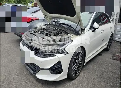 2020, BMW / B5, 34451 км., gas, 1598 куб.см.