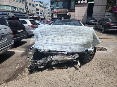 2016, Mercedes-Benz / E 300, 95000 км., gas