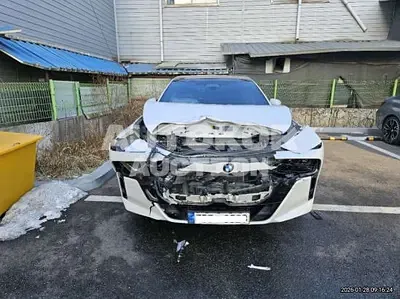 2023, BMW / 740, VIN: WBA21EJ09PCM83947, 70495 км., gas