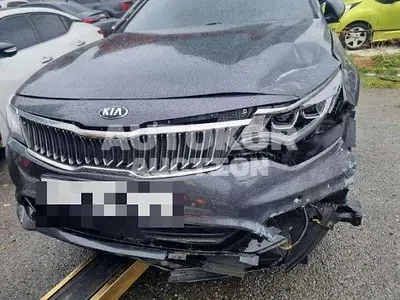 2018, BMW / B5, 47431 км., gas, 2000 куб.см.