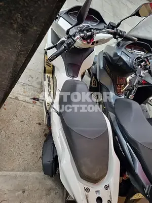 2021, BMW / 125, gas