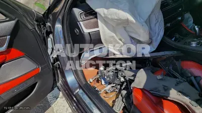 2015, BMW / M5, VIN: WBSFV9107FD095116, 89495 км., gas