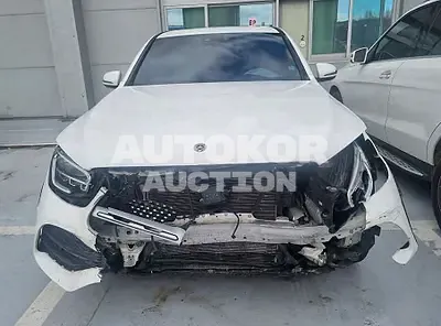 2021, Mercedes-Benz / GLC 300, VIN: W1N0J5DB9MF882061, 63831 км., hybrid