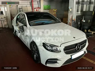 2018, Mercedes-Benz / E 300, VIN: WDDZF4JB1KA538870, 65432 км., gas