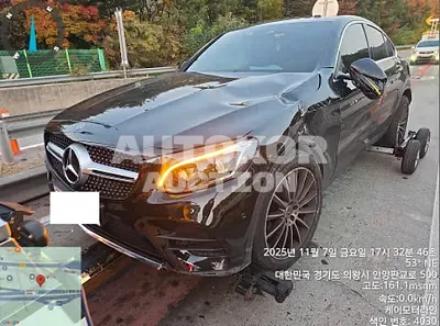 2019, Mercedes-Benz / glc300 coupe, 54490 км., gas